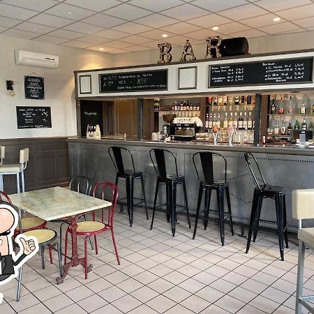 Panissieres La Cigogne 아파트 호텔 외부 사진