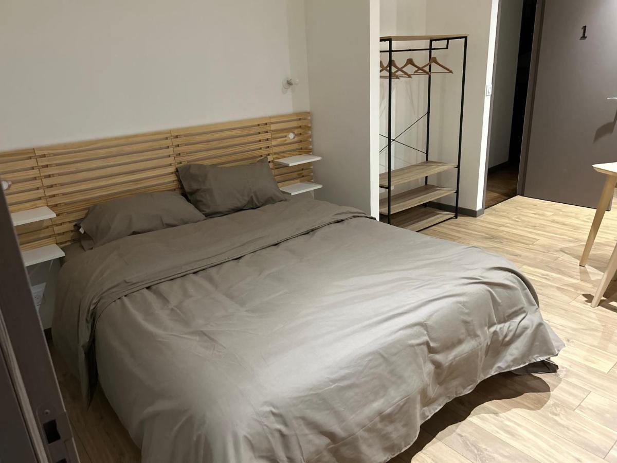 Panissieres La Cigogne 아파트 호텔 외부 사진